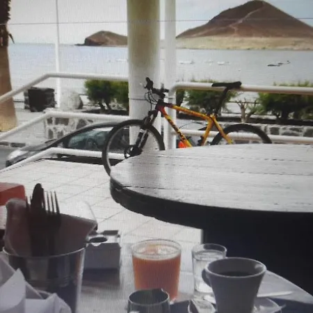 Sobre El Mar En Edificio Magallanes Apartment *