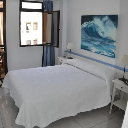 Sobre El Mar En Edificio Magallanes El Medano (Tenerife)