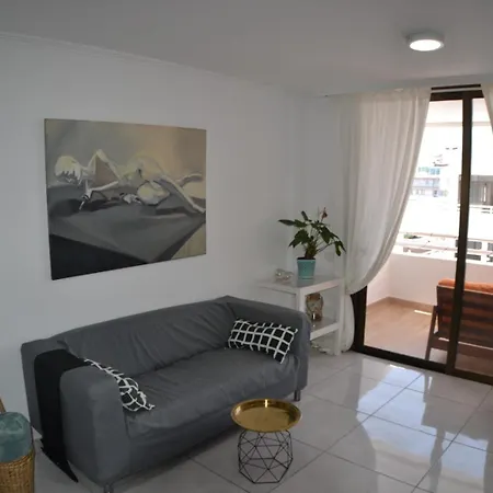 Sobre El Mar En Edificio Magallanes El Medano (Tenerife)