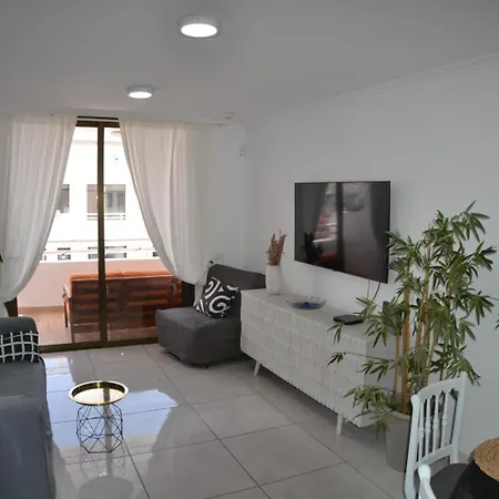 Apartment Sobre El Mar En Edificio Magallanes El Medano (Tenerife)