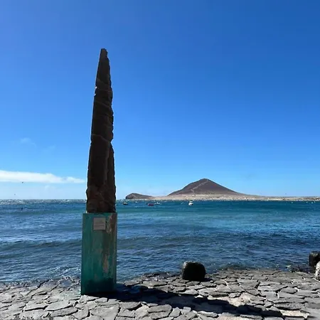 Sobre El Mar En Edificio Magallanes