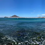 Apartamento Sobre El Mar En Edificio Magallanes El Médano