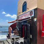 Apartamento Sobre El Mar En Edificio Magallanes